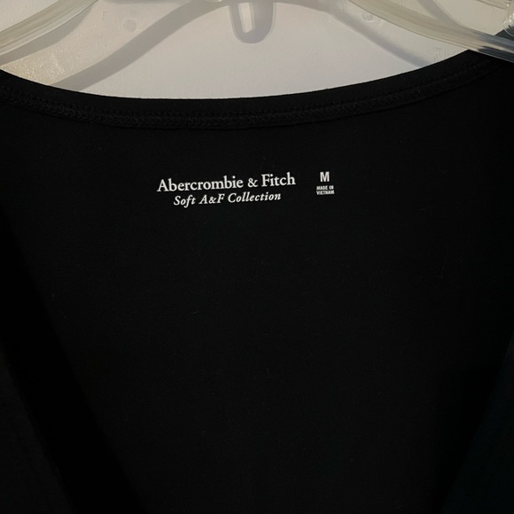 Abercrombie & Fitch crossover thong long sleeve bodysuit - Picture 3 of 4
